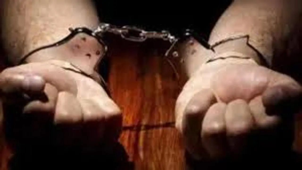 Mumbai: College student arrested for blackmailing Mumbai minor