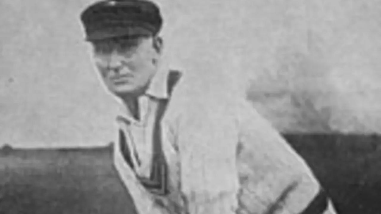 Australia: 494 vs England, Headingley, 1926
In the third Test of the 1926 Ashes, Australia compiled 494 in their first innings. Although captain Warren Bardsley was dismissed for a golden duck, Bill Woodfull and Charles Macartney forged a massive 235-run partnership, both registering centuries. Middle-order batter Arthur Richardson added another ton with a gritty 100. No other player managed a half-century as Australia’s innings faltered late. The match ended in a draw, leaving the Ashes series tied at 0-0 after three Tests (Photo: ESPN Cricinfo)