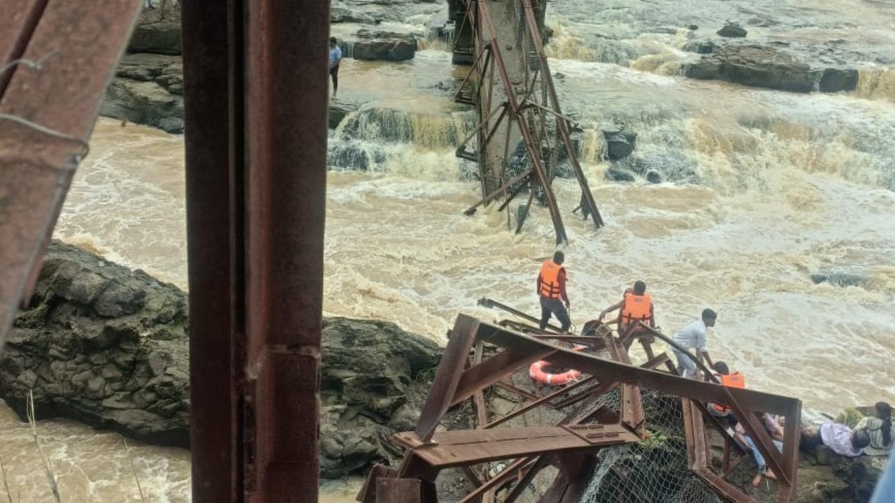 Several feared swept away after bridge on Indrayani river collapses in Pune
