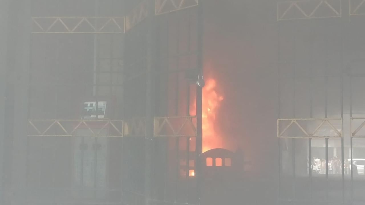 Fire breaks out in shop at Churchgate railway station