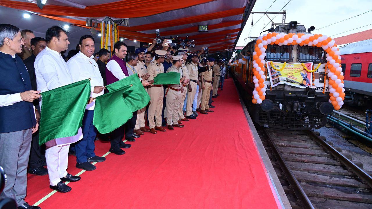 This circuit train gives people from across the state the chance to experience Maharashtra's history