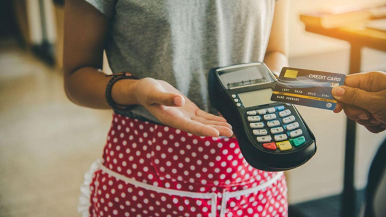 A Complete Guide to Credit Cards and Their Benefits