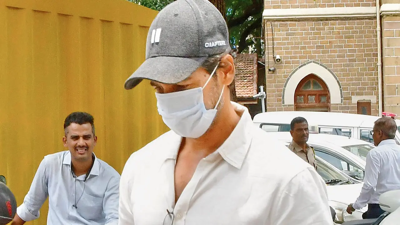 Mithi desilting scam: Dino Morea, BMC engineer, others face heat from ED