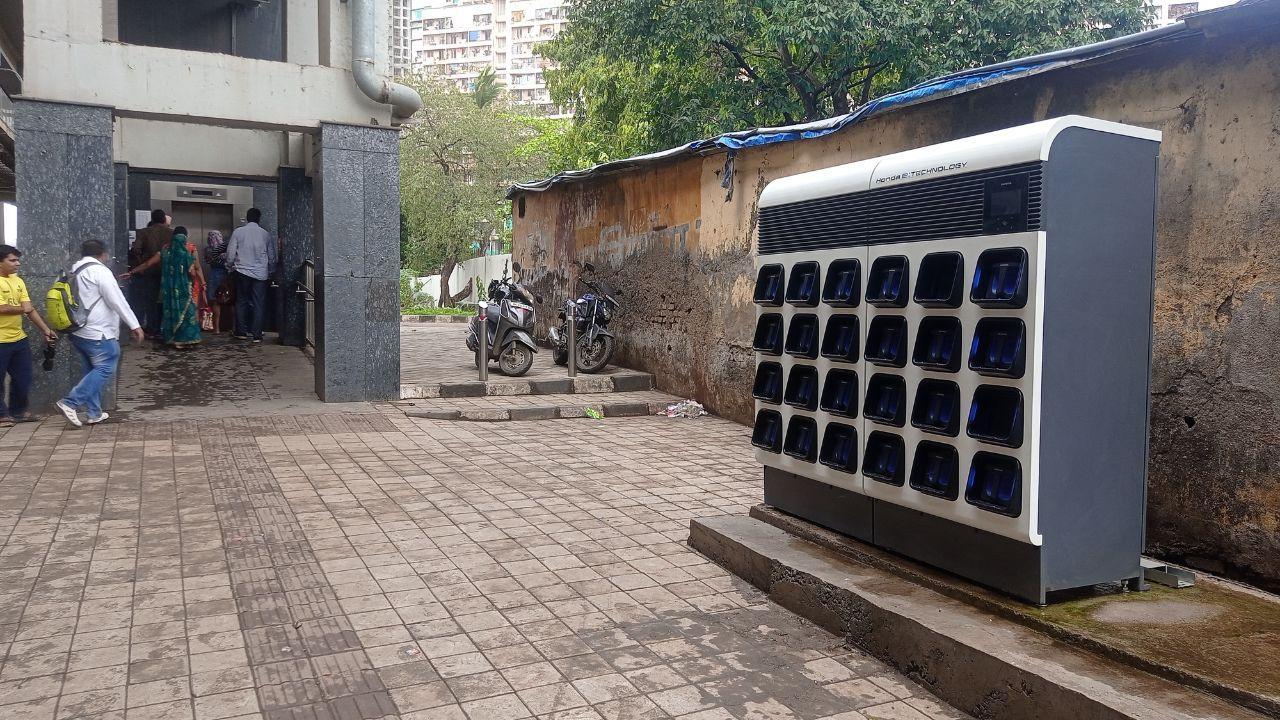 Mumbai LIVE: Mumbai Metro launches battery swapping stations