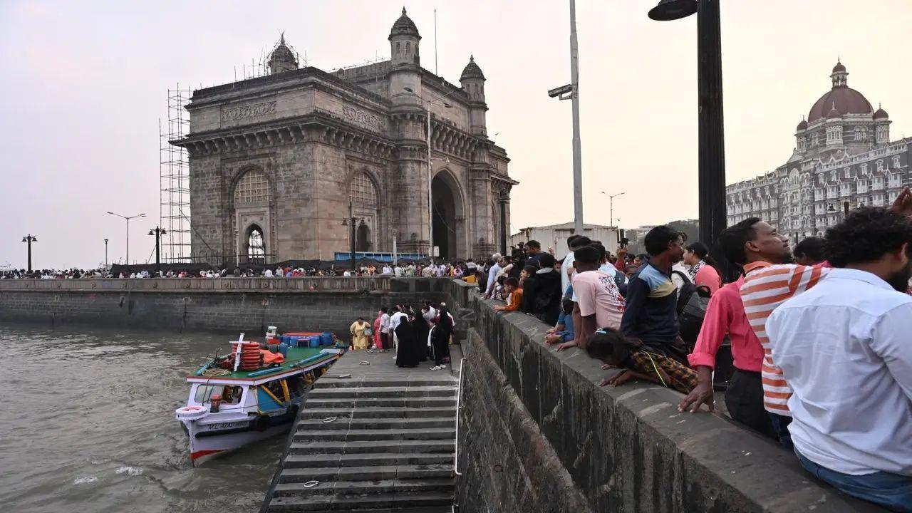 Mumbai LIVE Updates: Pollution Board approves passenger jetty