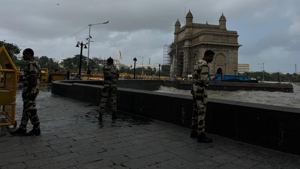 Meanwhile, Mumbai on Saturday woke up to a generally cloudy sky, with moderate rainfall expected throughout the day in both the city and suburban areas