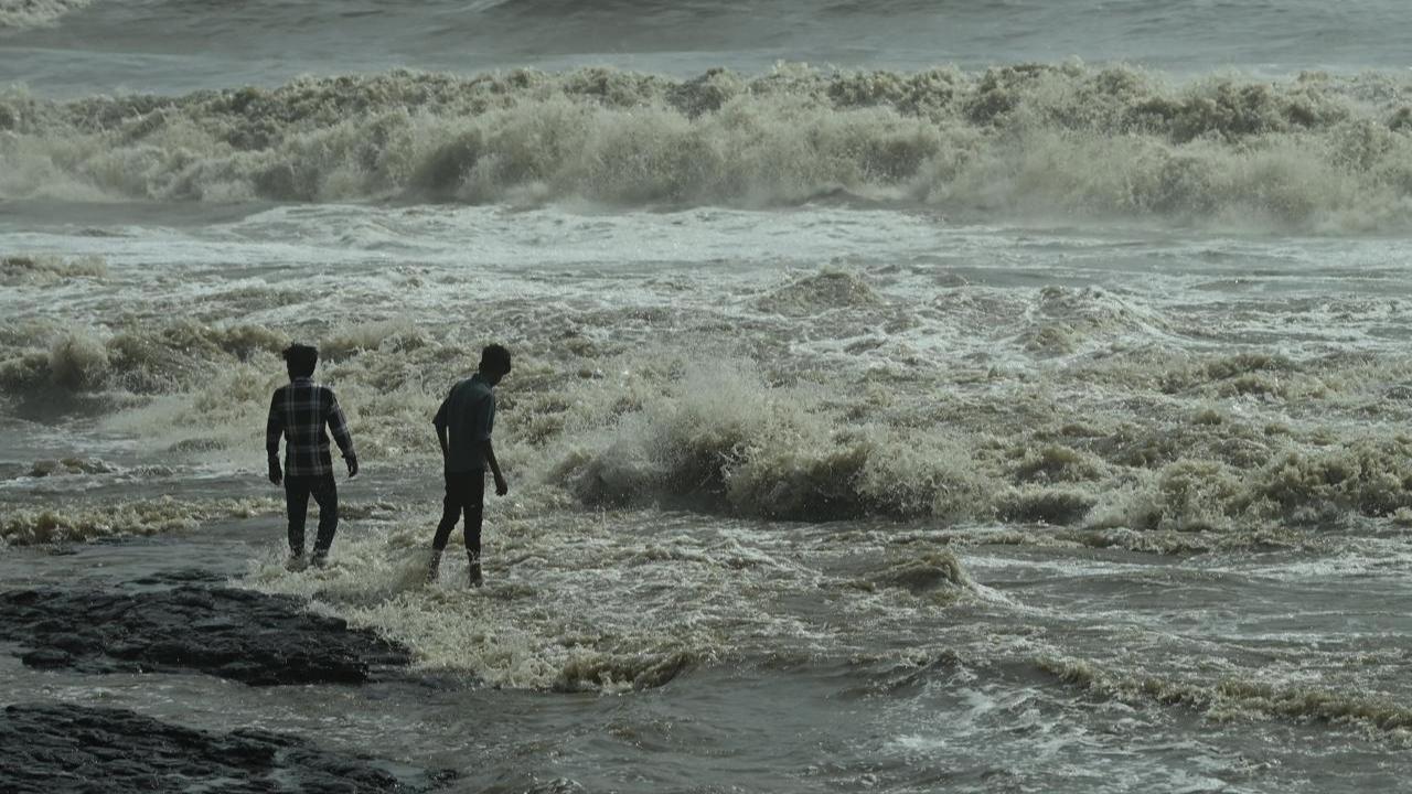 According to the BMC’s disaster management department, the Colaba weather station reported 100 mm of rainfall in 24 hours till 8 am on Monday, and the Santacruz weather station reported 86 mm of rainfall