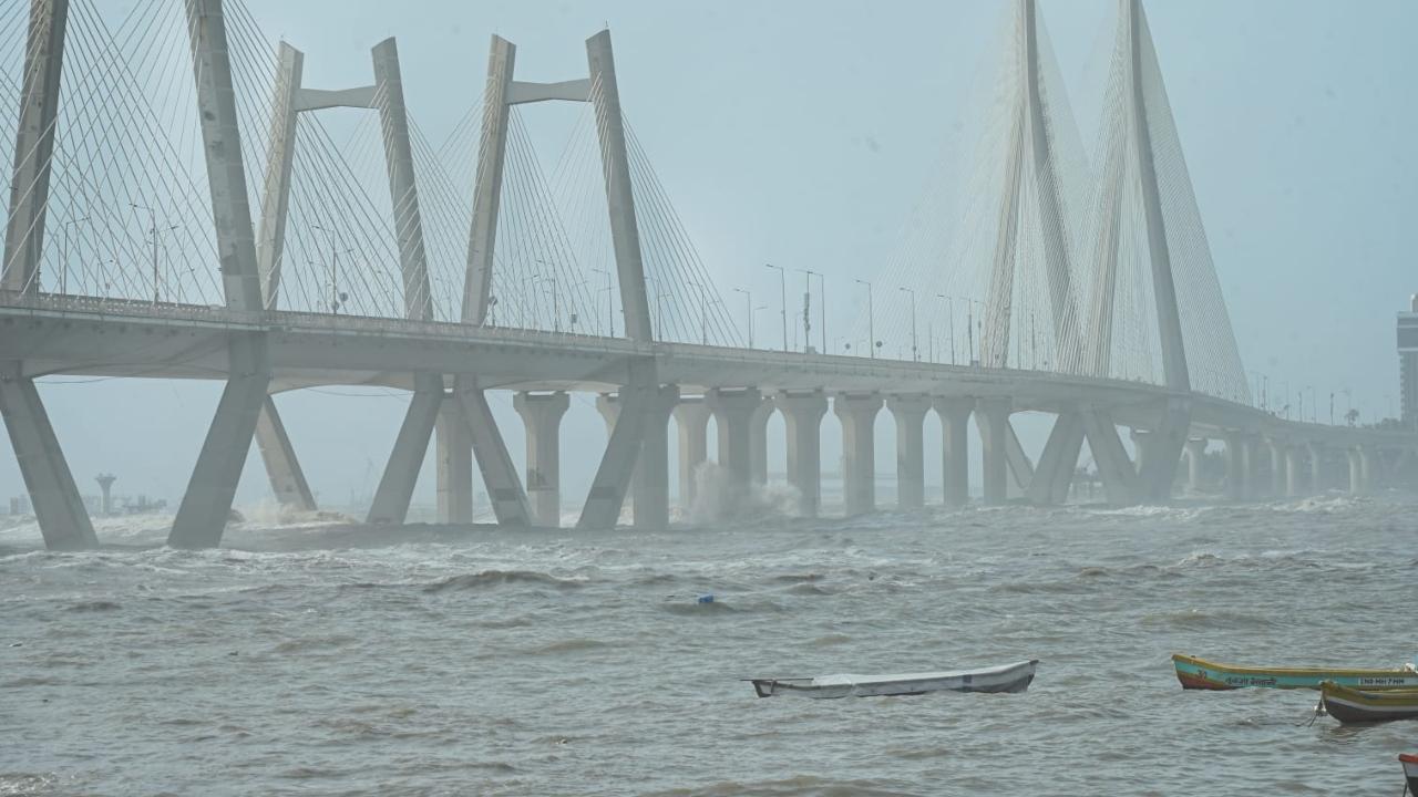 According to the data, over 200 mm of rainfall within 24 hours was recorded in Matunga and Worli (4 pm on Sunday till 4 pm on Monday), while Lower Parel, Dharavi, Dadar, Colaba, Vile Parle, Santacruz, Bandra, and BKC recorded over 150 mm of rainfall during this period