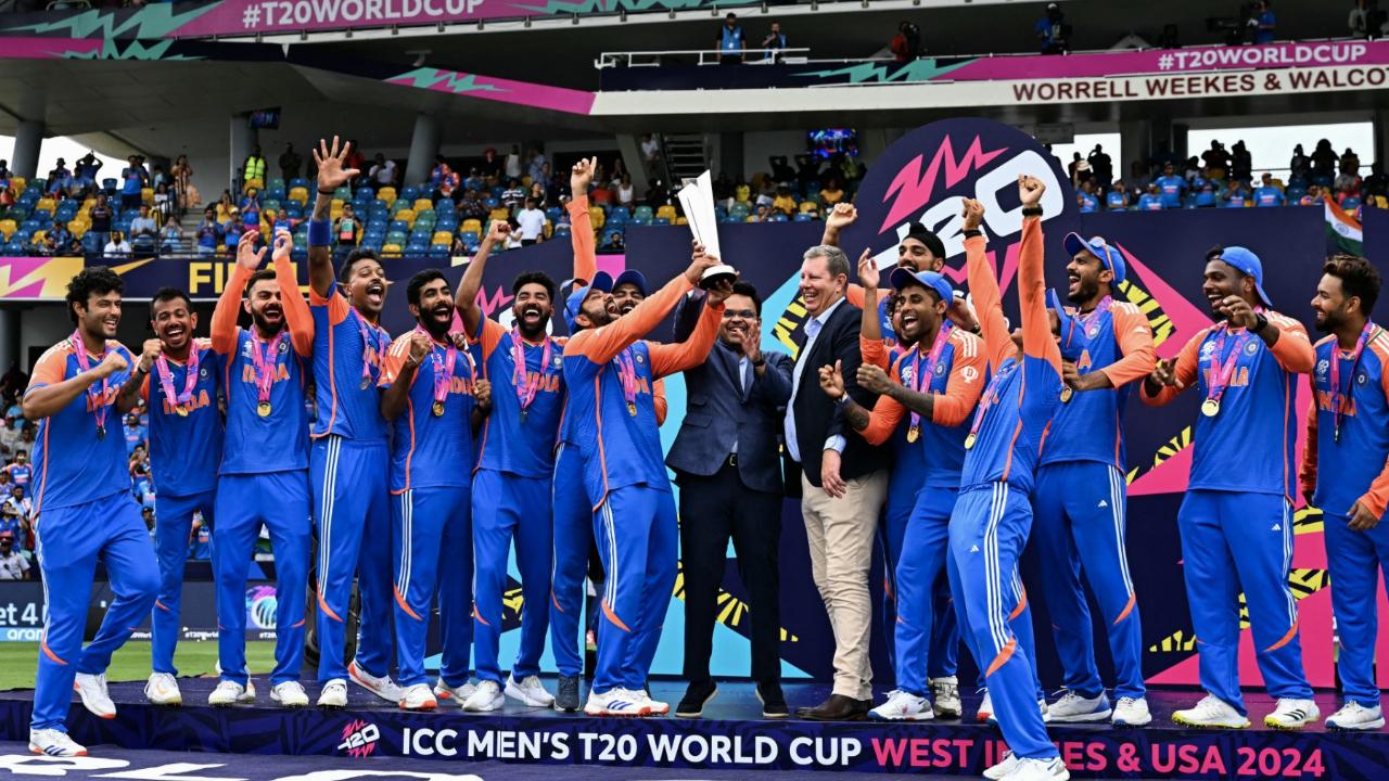 The 'Proteas' fell short by eight runs as they were able to reach 169 runs for the loss of eight wickets, and Rohit Sharma-led India clinched the title by winning the final game by seven runs (Pic: AFP)