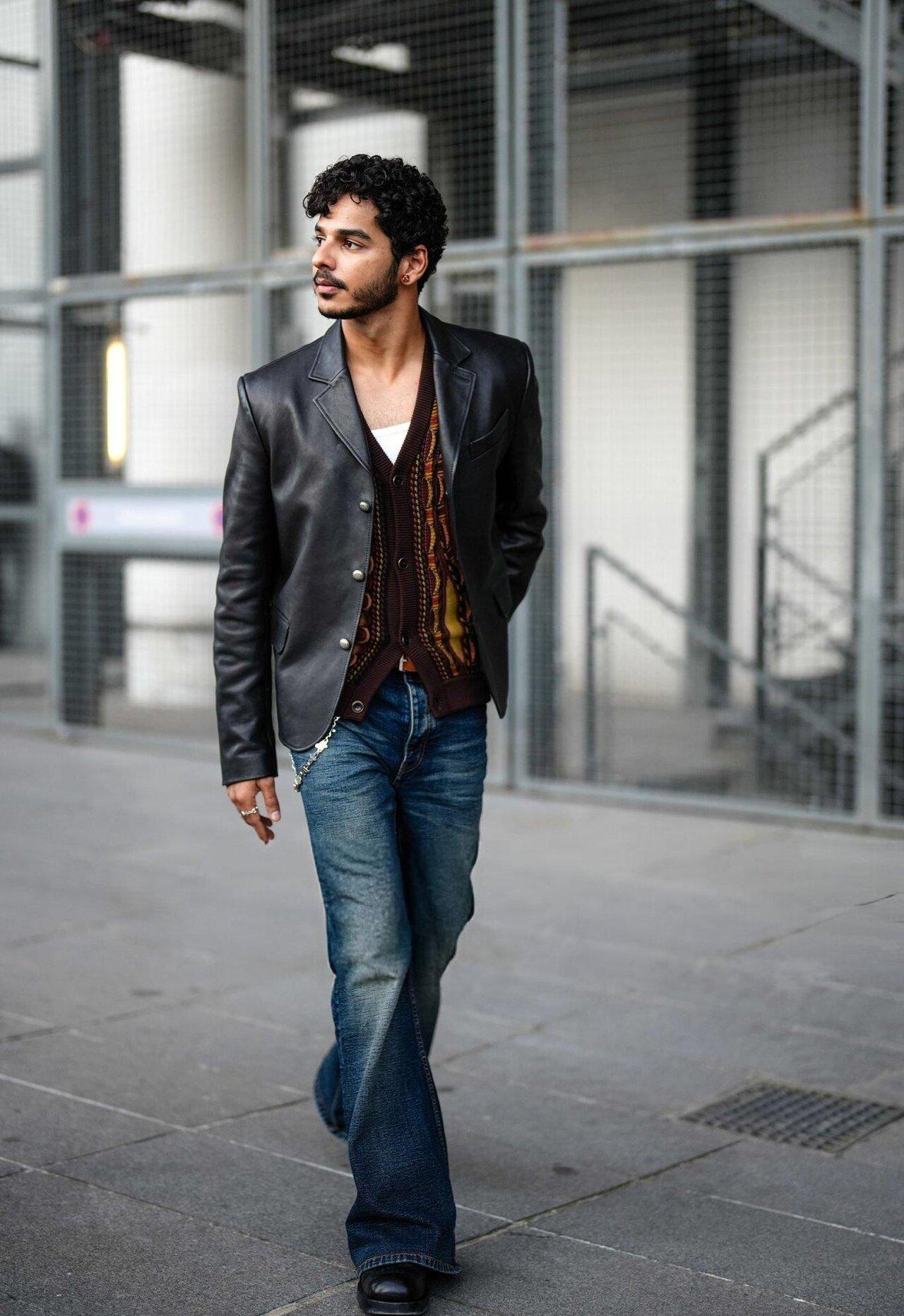 Ishaan Khatter
He absolutely dazzled in flared Louis Vuitton bell-bottom denims, elevated with a statement side chain and a bold, rock-inspired waist accessory