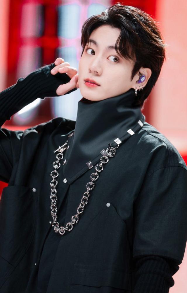 アイドル BTS FESTA 2025 Jungkook BTS Festa 2025: Jungkook & J-Hope Performance FULL FANCAM j