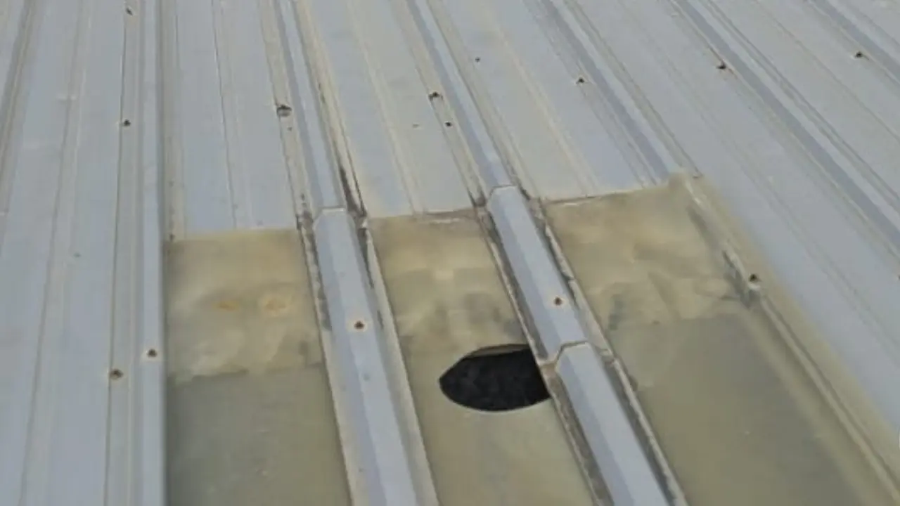 Stone hits roof of Mumbai Metro car shed in Andheri, Amboli Police begin probe