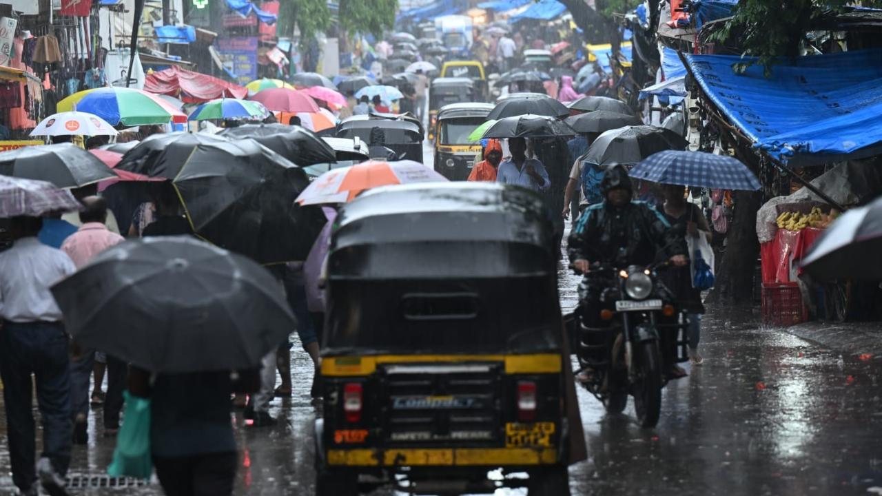Earlier in the day, the weather department had predicted that the city and its suburbs were likely to experience a generally cloudy sky with the possibility of heavy rainfall at isolated locations