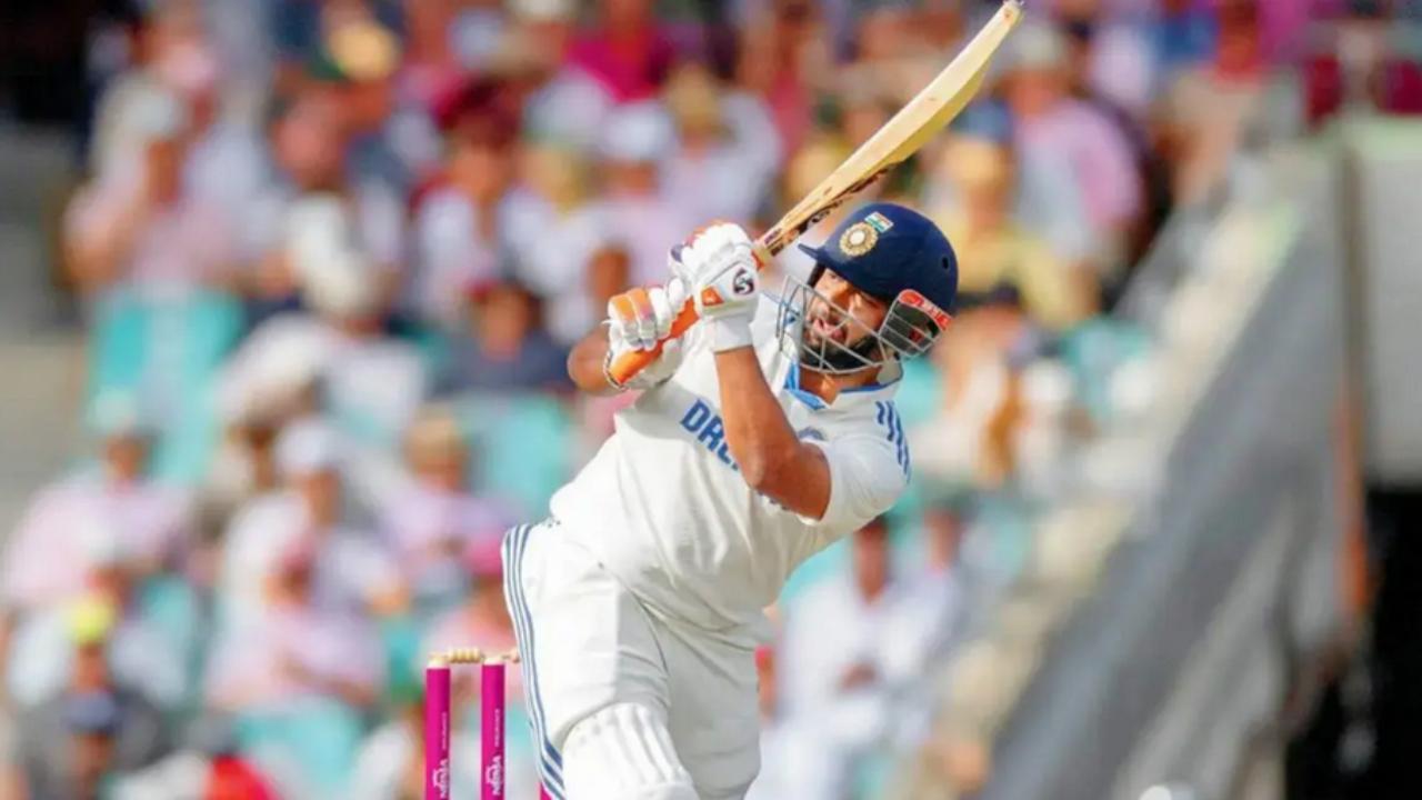 Against England in 2022, Rishabh Pant registered a glorious knock in the first innings. Facing 111 balls, the swashbuckling batsman garnered 146 runs. His knock was laced with 19 boundaries and four maximums. Despite his century, the result didn't go in India's favour as they suffered a loss by seven wickets