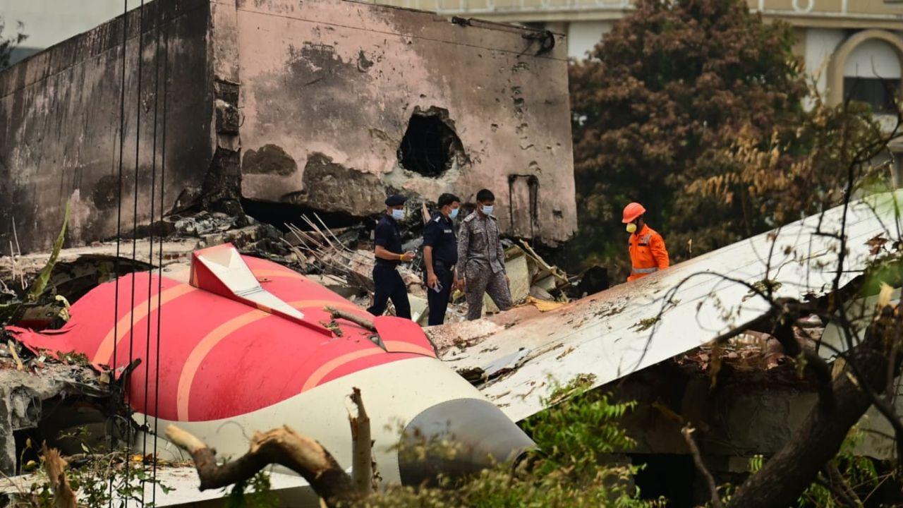 The Ministry of Civil Aviation clarified that, contrary to circulating reports, a video recorder that had been recovered at the crash site was not the DFDR