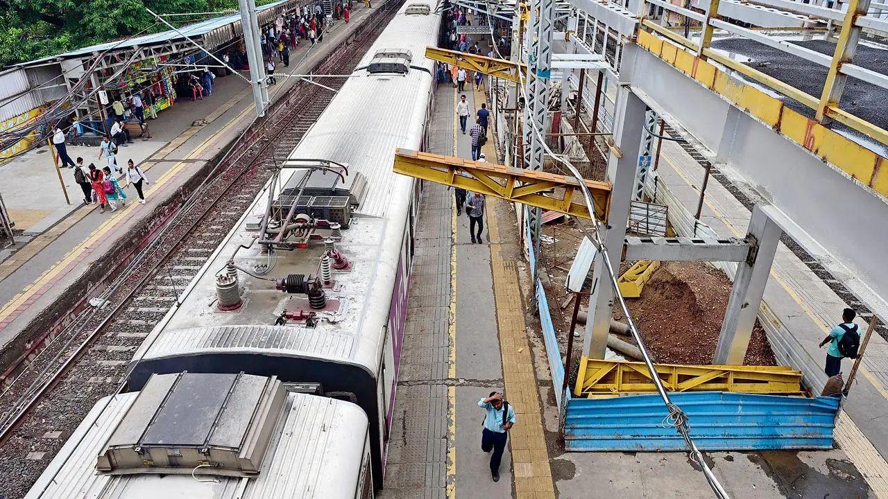 Although most of the station is roofed, significant stretches at both the Churchgate and Virar ends remain exposed due to ongoing upgradation. Temporary roofing work is underway but incomplete, even as the monsoon sets in