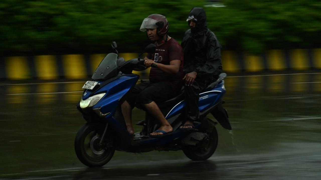 Earlier in the day, the IMD said that the city and its suburbs will remain under generally cloudy skies, with intense rainfall likely at a few locations