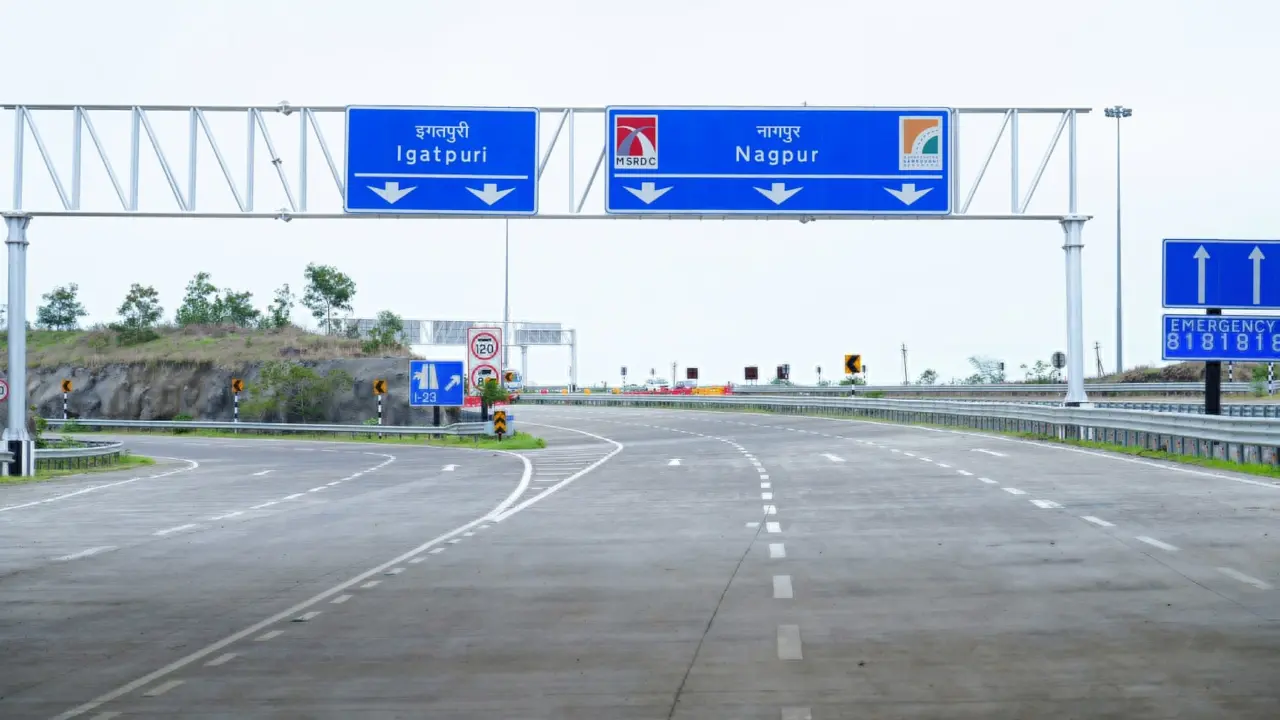 CM Fadnavis inaugurates final stretch of Mumbai-Nagpur Samruddhi Expressway