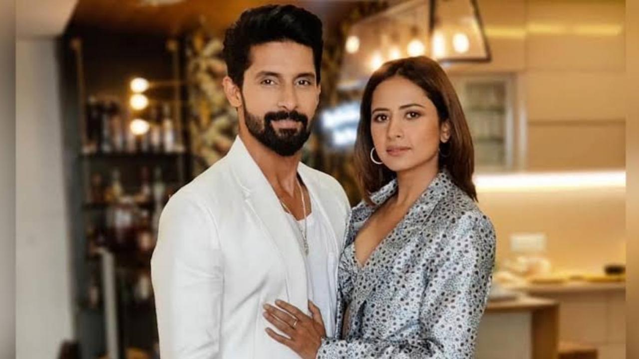 Ravi Dubey and Sargun Mehta move into Aamir Khan’s former building