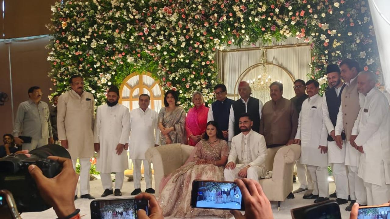 The event, though private, was nothing short of grand, with over 300 handpicked guests in attendance, including prominent names from the world of politics and cricket. Dignitaries like Akhilesh Yadav, Jaya Bachchan, and BCCI vice-president Rajiv Shukla were among those who graced the occasion and extended their blessings to the couple