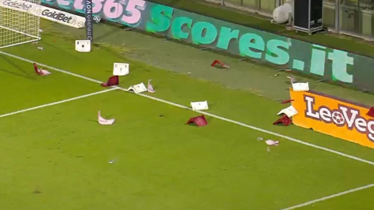 Fireworks, flying seats lead to Serie B playoff suspension in Salerno