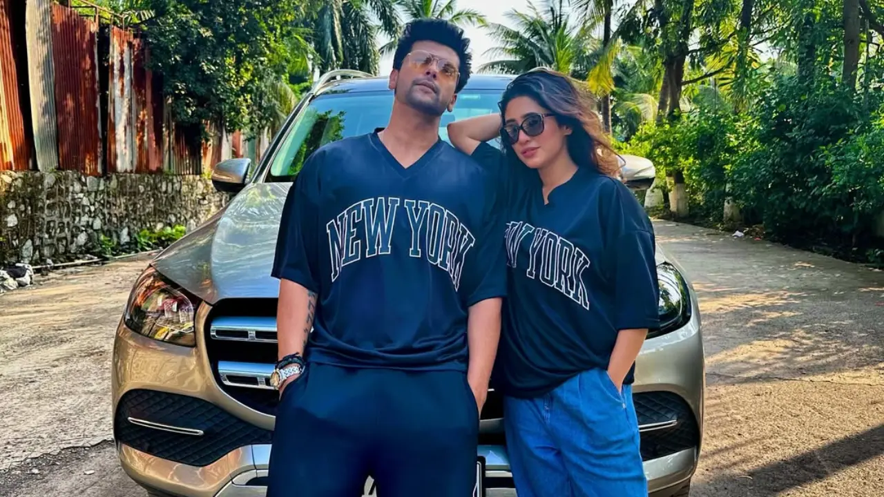 Kushal Tandon announces break up with Shivangi Joshi, later deletes- here's why
