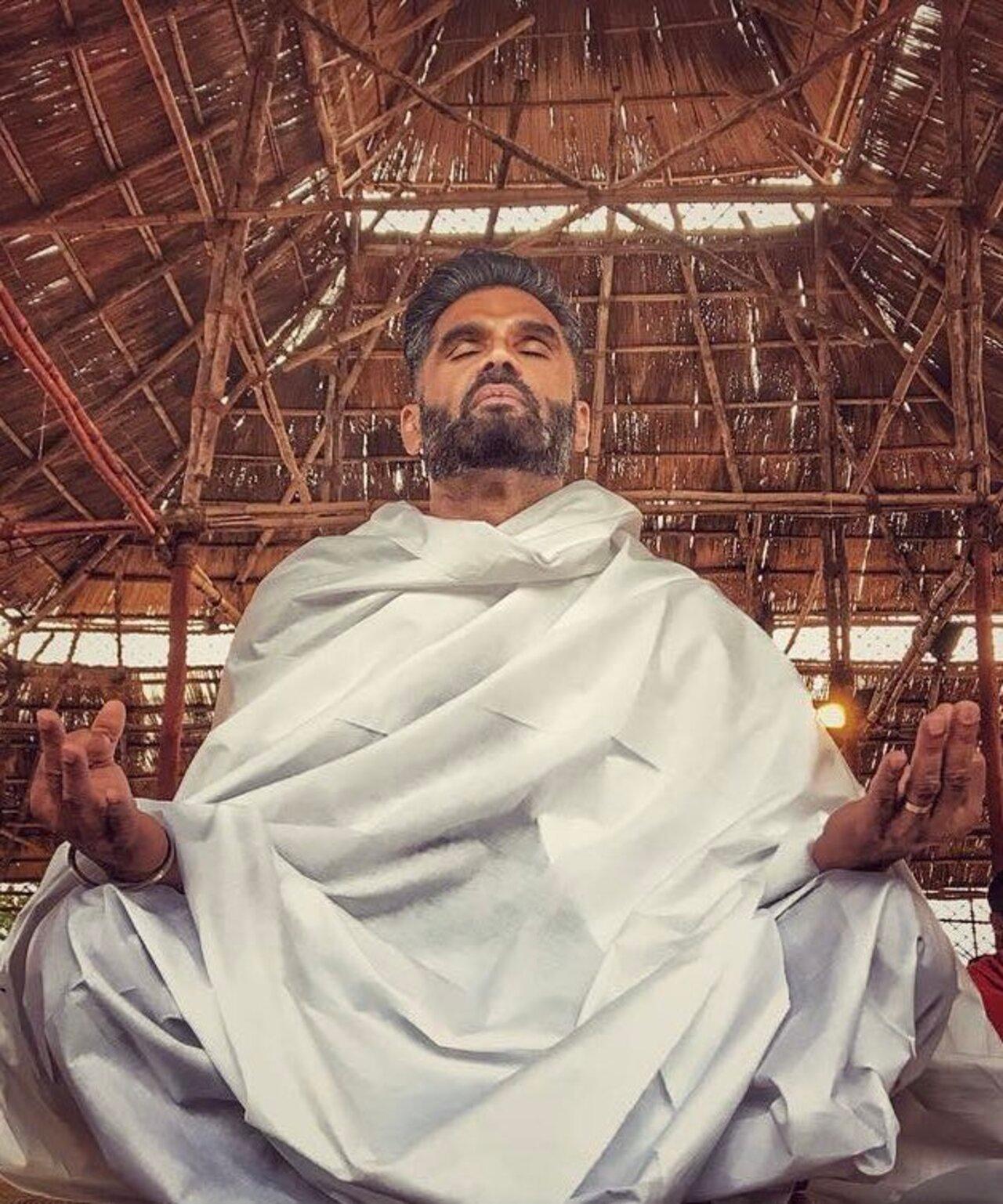 Suniel Shetty
On International Yoga Day, Suniel Shetty shared a calm, soulful photo draped in a khaki shawl. “In a world that moves too fast, YOG is a way of coming home to yourself,” he wrote, capturing the essence of inner peace and reflection