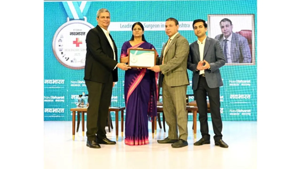 Dr. Cyres Mehta Honoured as Maharashtra’s Leading Eye Surgeon for the Third Consecutive Year