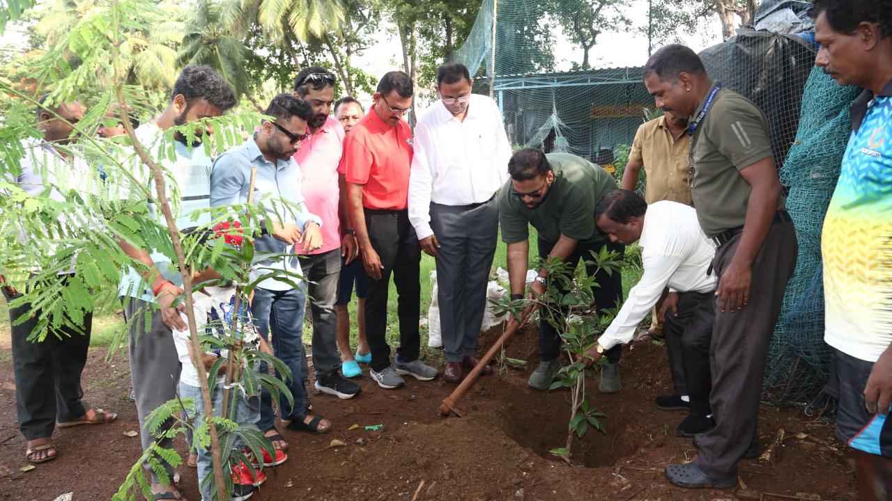 The event was spearheaded by MCA President Ajinkya Naik, whose leadership underlined the association’s proactive approach toward ecological responsibility. The initiative aimed to not only raise awareness about environmental conservation but also safeguard one of the city’s most iconic cricket venues, a ground that has nurtured generations of cricketing talent