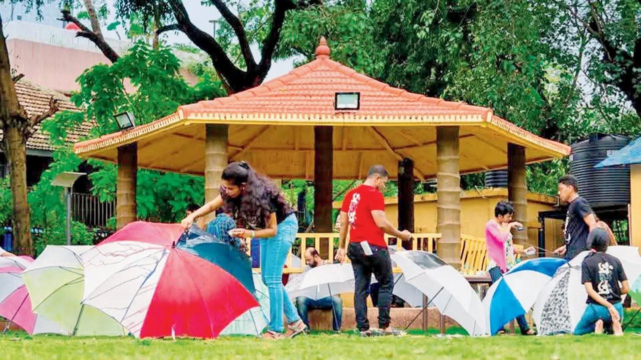 Let it rainColour your umbrella and paint it the way you like at this umbrella workshop conducted by Drashti Mistry. The workshop is open to all ages. 
Time 12 pm to 2 pmAT 3rd floor of Candies, Nautilus at Candies, 5AA Pali Hill St Andrews Road,  Bandra West. LOG ON TO @drashtidraws on InstagramCost Rs 1500 per person