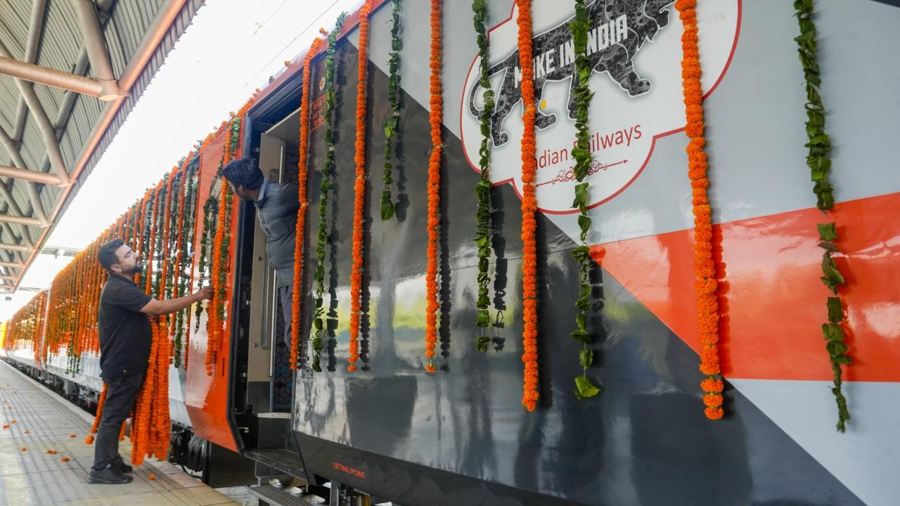Vande Bharat train has state-of-the-art facilities to suit the extremes of weather in the union territory