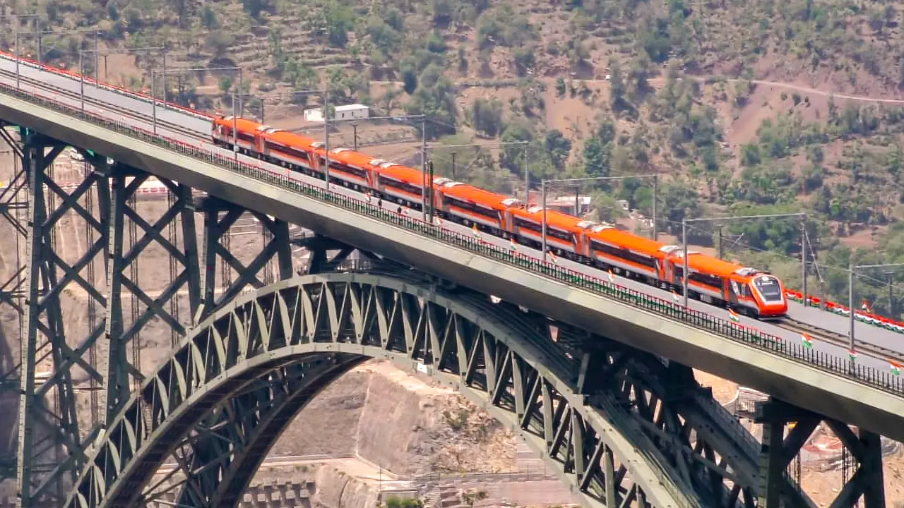 Katra-Srinagar Vande Bharat train begins operations; tourists express joy
