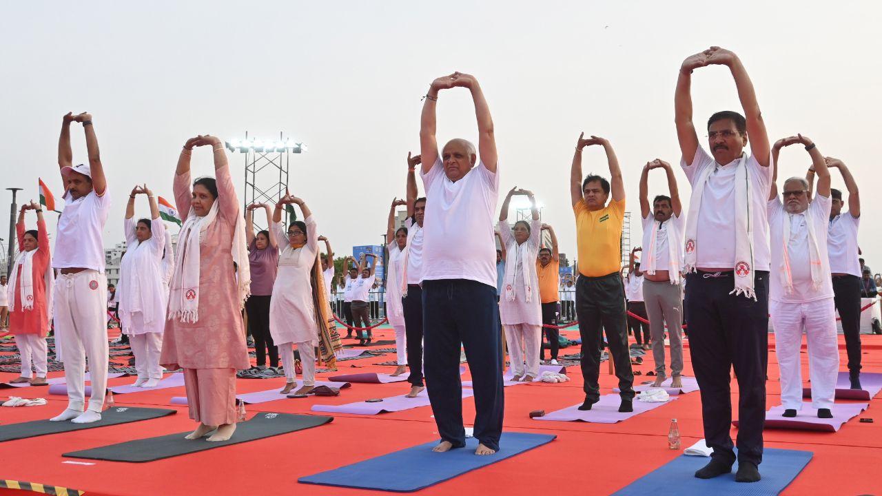 Chairman of the Gujarat State Yoga Board, Shishpal Rajput, addressed the gathering and emphasised the growing importance of yoga in modern life