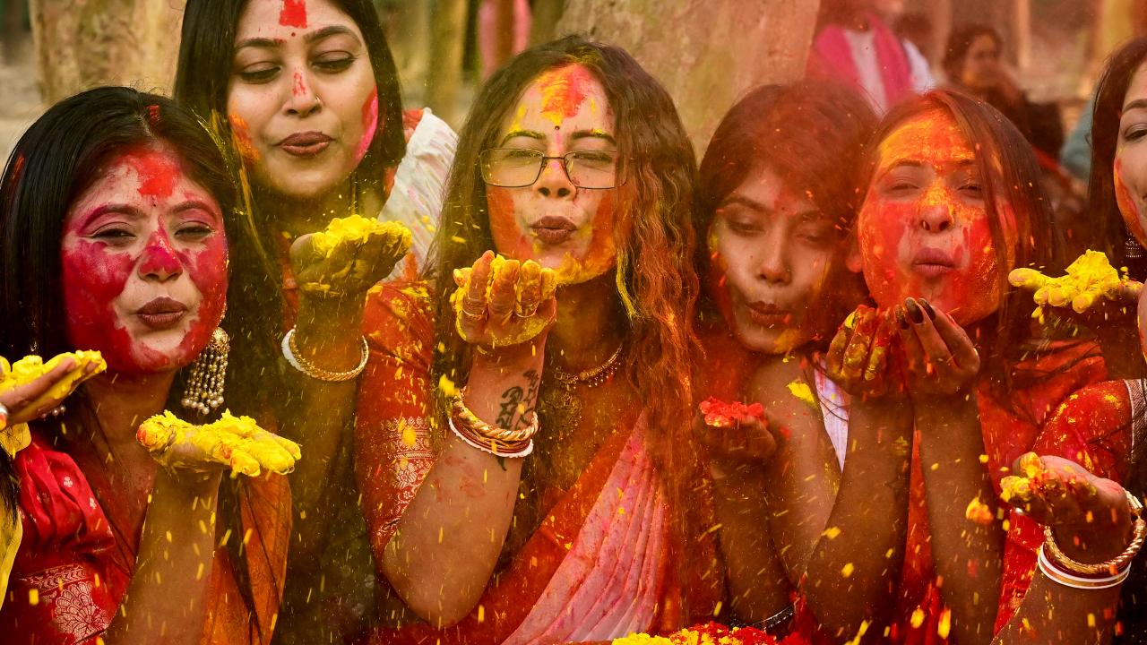 holi hit 2025
