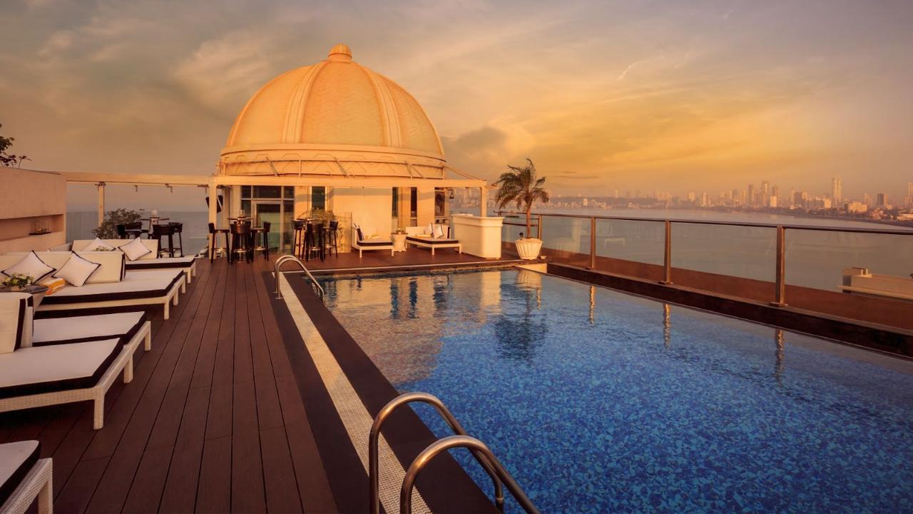 On Women’s Day, explore a variety of culinary flavours at InterContinental Marine Drive’s dining destinations. Women can enjoy a complimentary G&T cocktail or non-alcoholic beverage with their meals at the following restaurants: Dome, L&S Bistro and Kebab Korner.
Where: InterContinental, Marine Drive