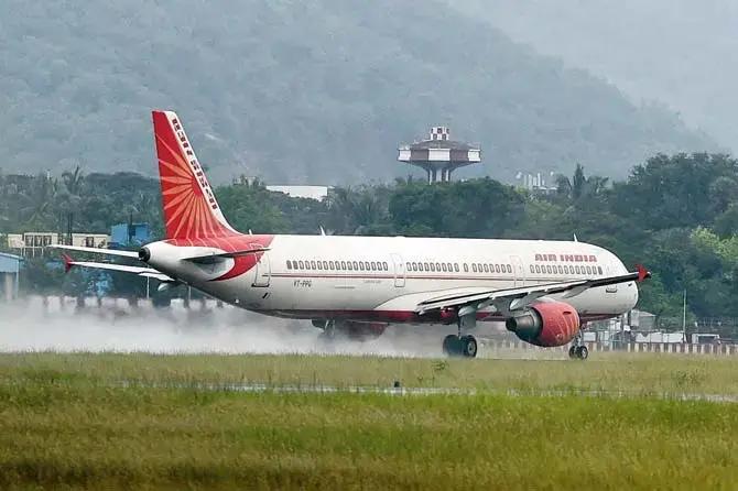 New York-bound Air India flight returns to Mumbai after bomb threat