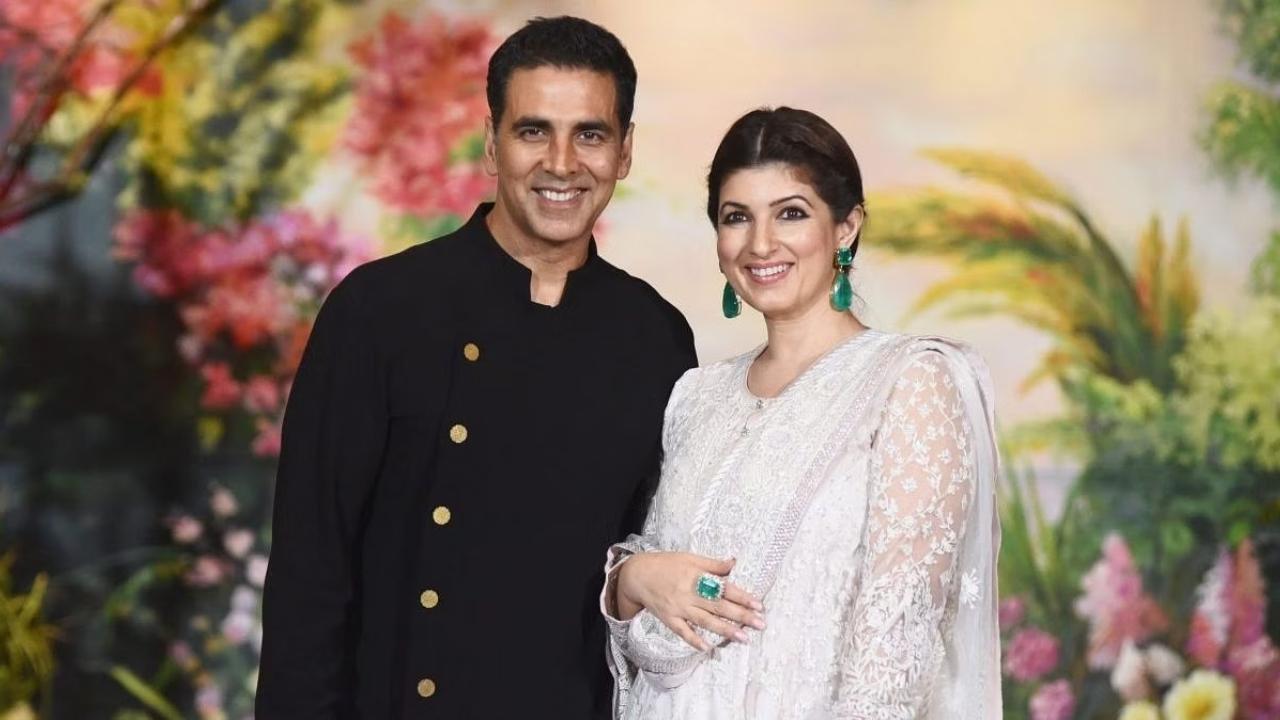 Twinkle Khanna enjoys a family outing with Akshay Kumar and mom Dimple Kapadia