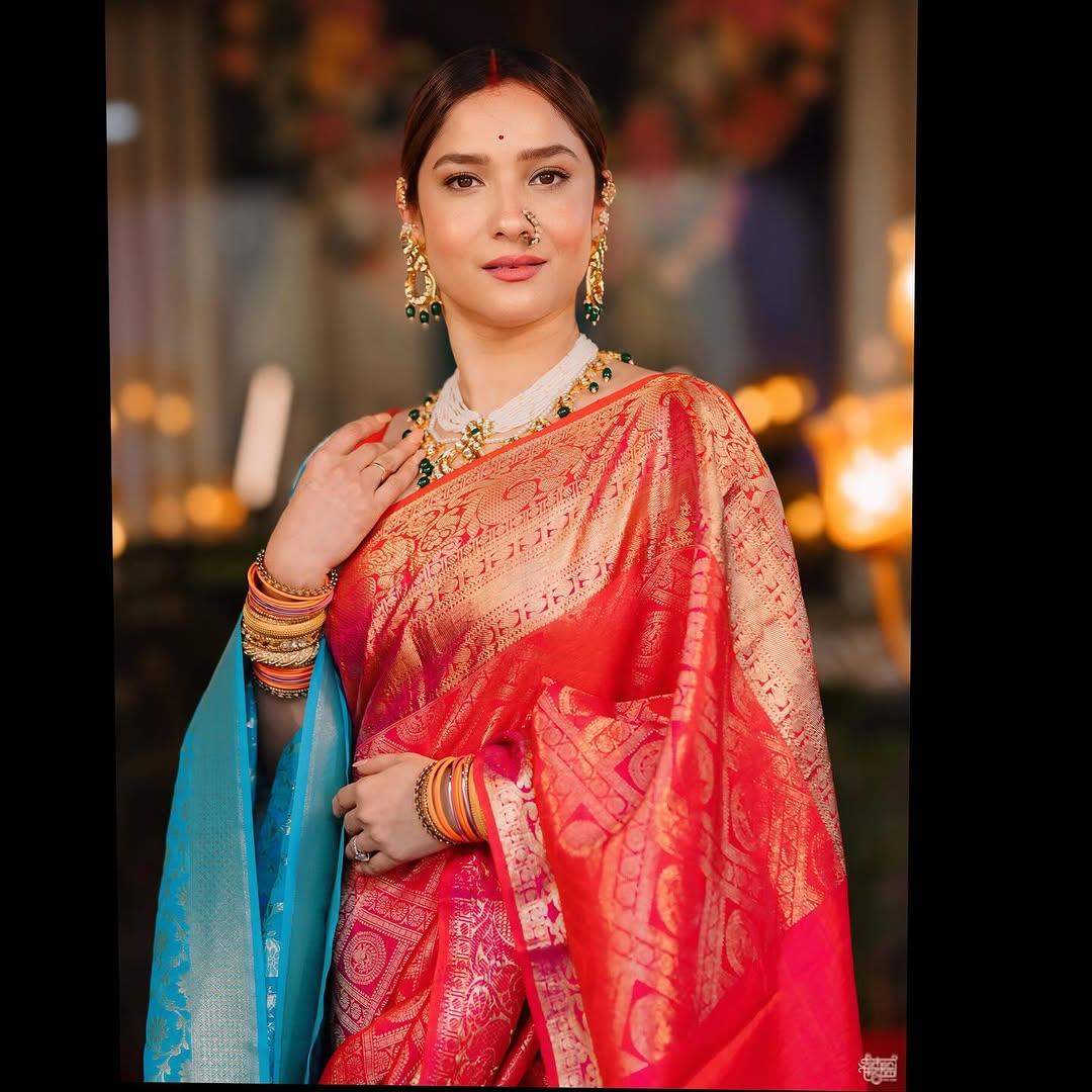 The actress tied her hair back in a chic bun and wore stylish pearl jewellery. She also wore big earrings, and the nath gave her ethnic look a perfect final touch.