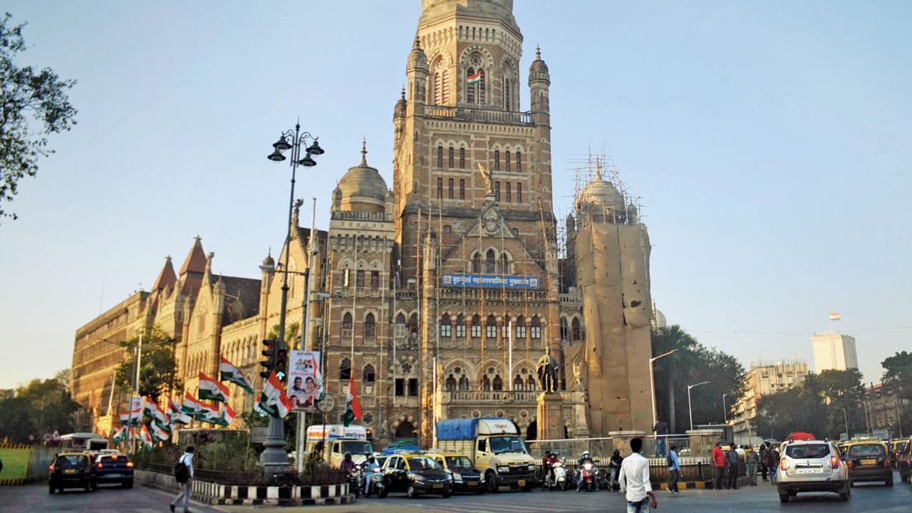 Mumbai: Port department seeks share from BMC’s ad and event revenue