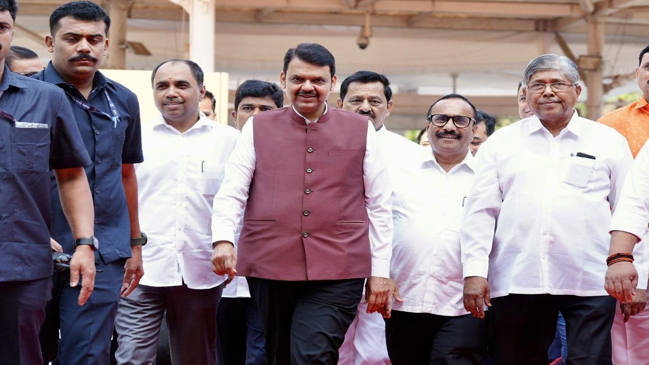 This is the first Budget Session of the newly formed government. The session will last for four weeks and end on March 26. 