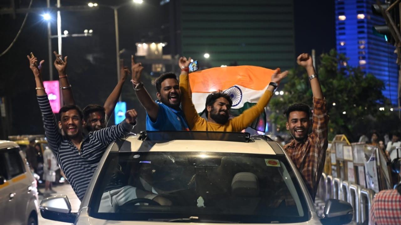 Indian captain Rohit Sharma led the chase with an aggressive start, building a solid foundation for what appears to be a dominant victory for the Men in Blue