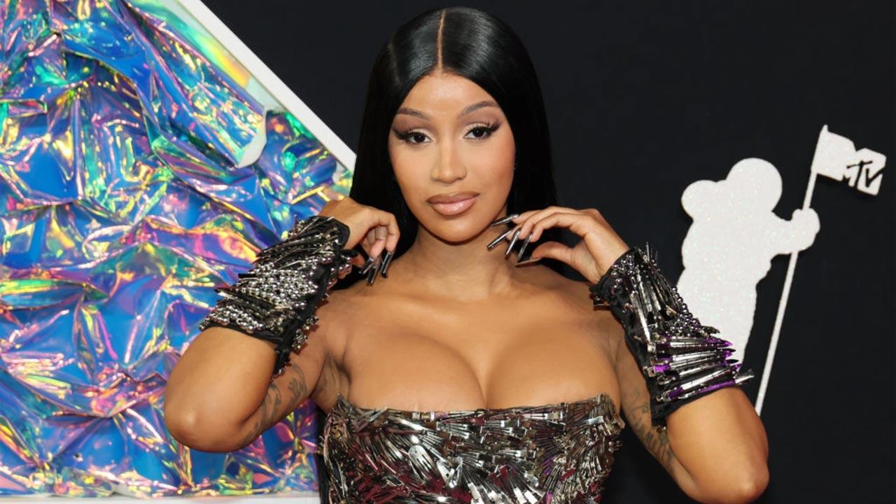 Cardi B’s 6 year old daughter ruins her USD 60,000 bag