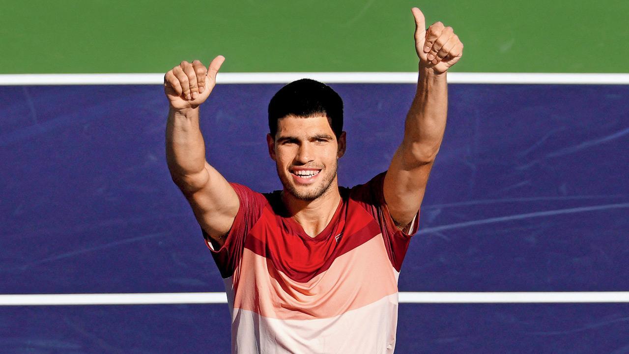 Alcaraz breezes into third round at Indian Wells
