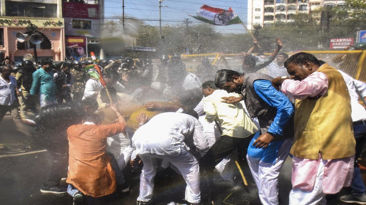 During Tuesday's protest, the Congress claimed that youngsters were running from pillar to post for jobs, while the government has stopped recruitment in the police, education, irrigation and health departments