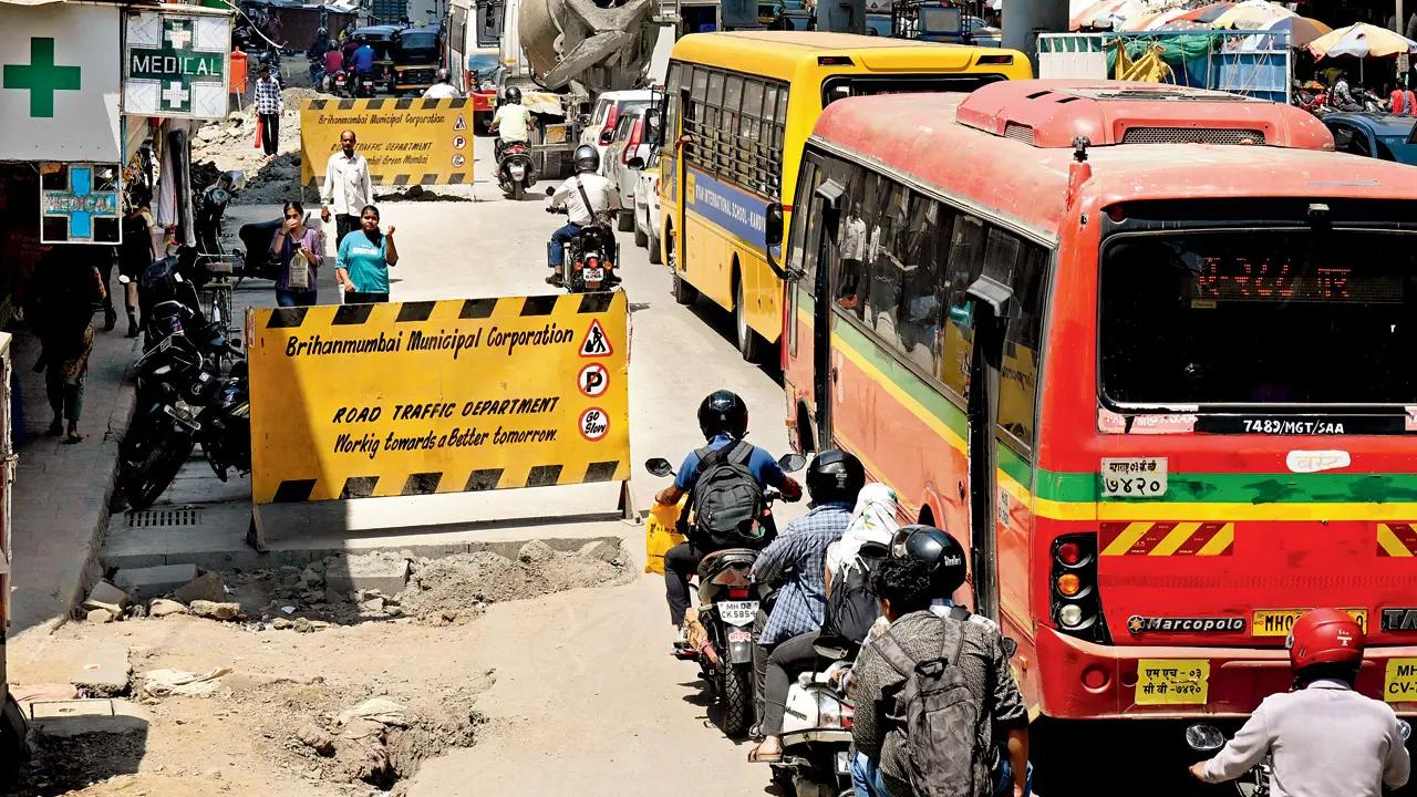 A traffic jam courtesy dug up roads at Kandivli East. Pic/Satej Shinde