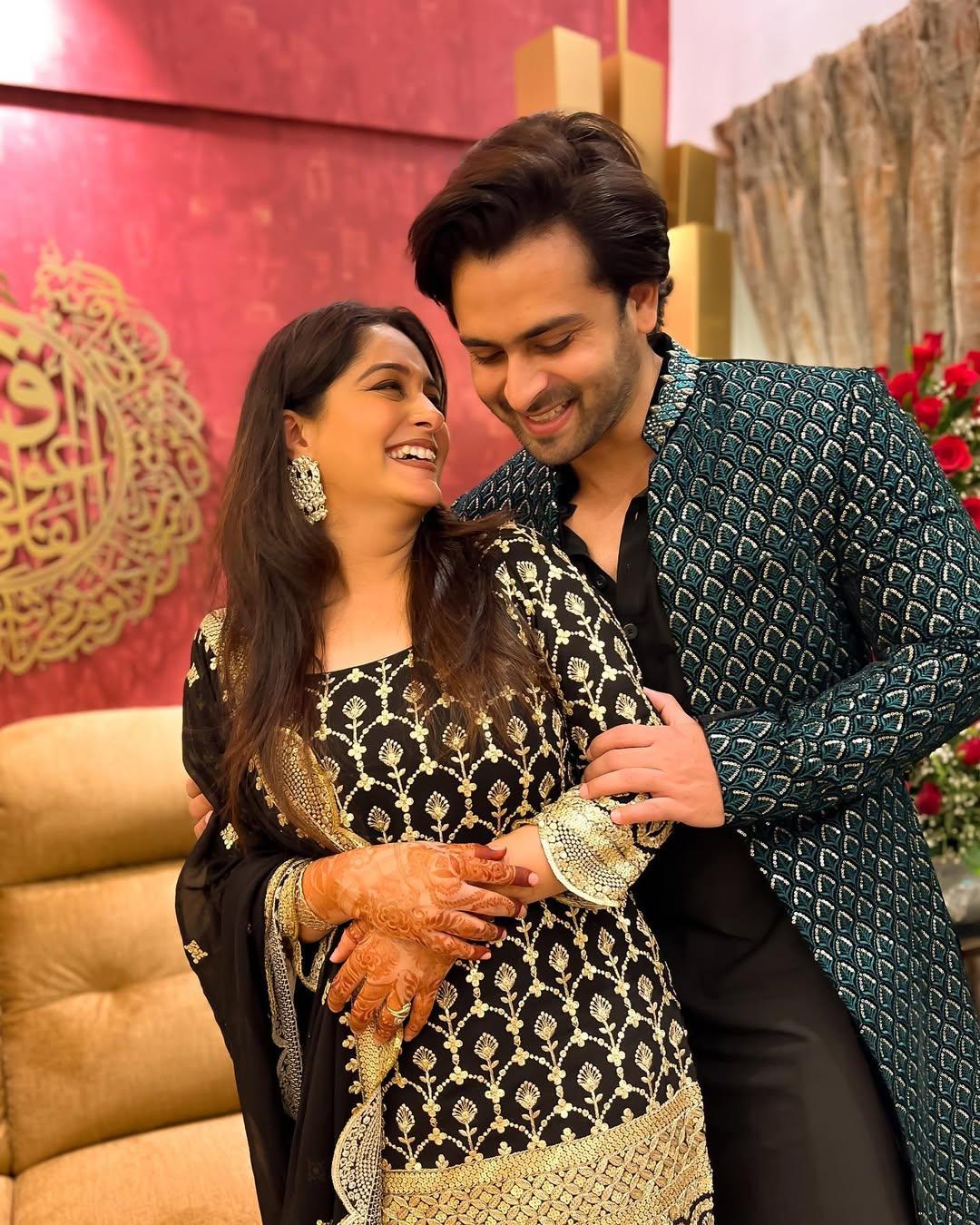 In this look, while Dipika slayed in a black short kurta featuring heavy golden embroidery paired with matching sharara and dupatta, Shoaib Ibrahim had our hearts in his stylish pathani