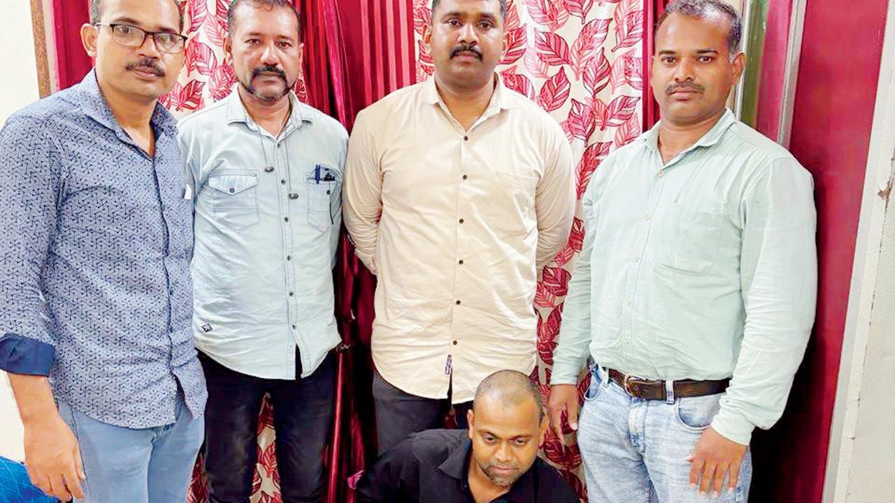 Mumbai: Driver flees with Rs 25 lakh cash from employer’s car, arrested