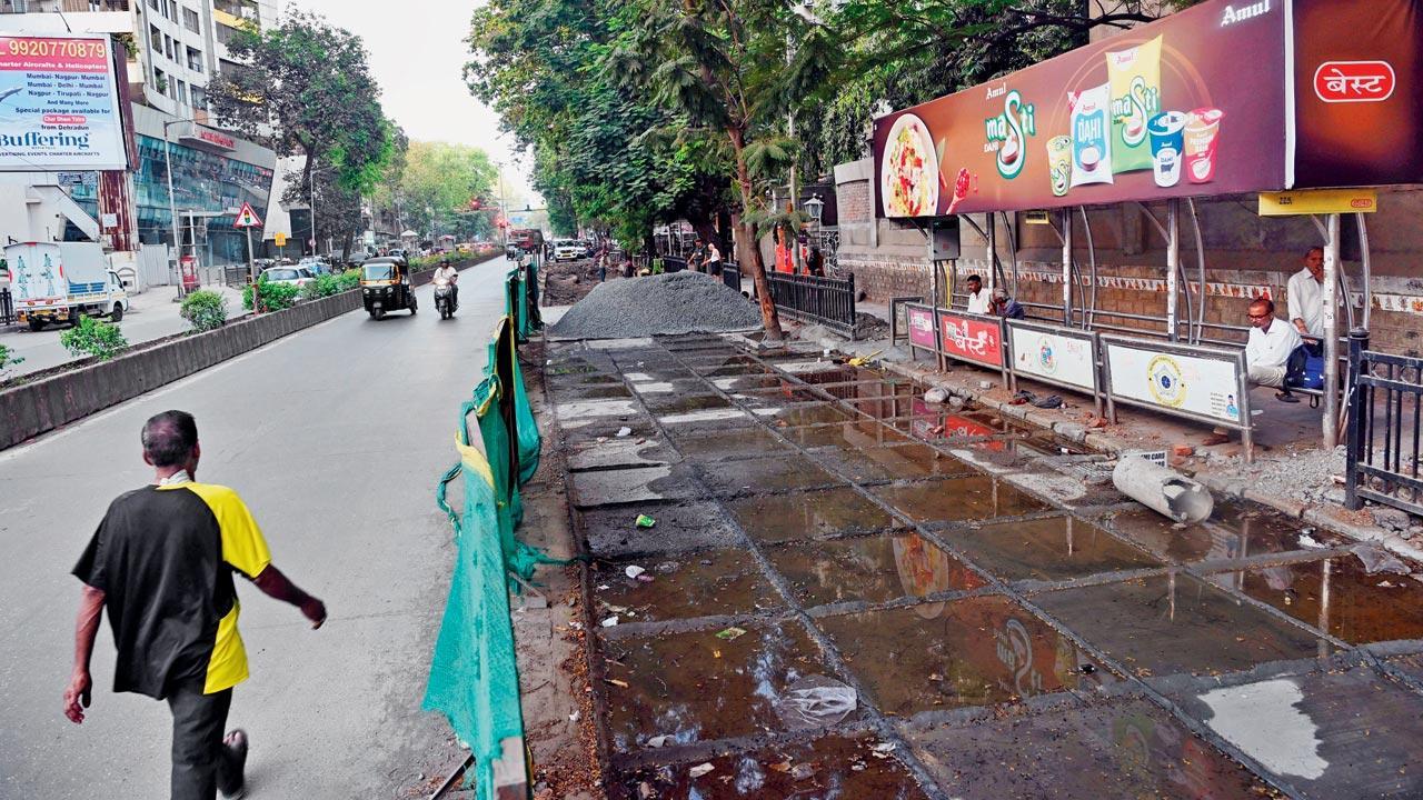 Mumbai: Vile Parle man crushed to death by excavator; driver arrested