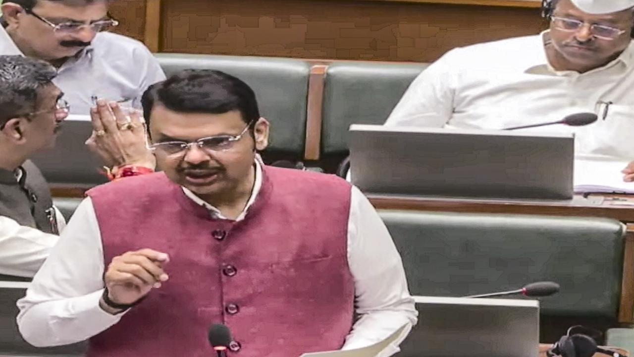 Nagpur violence: Those who attacked police personnel will not be spared, says CM