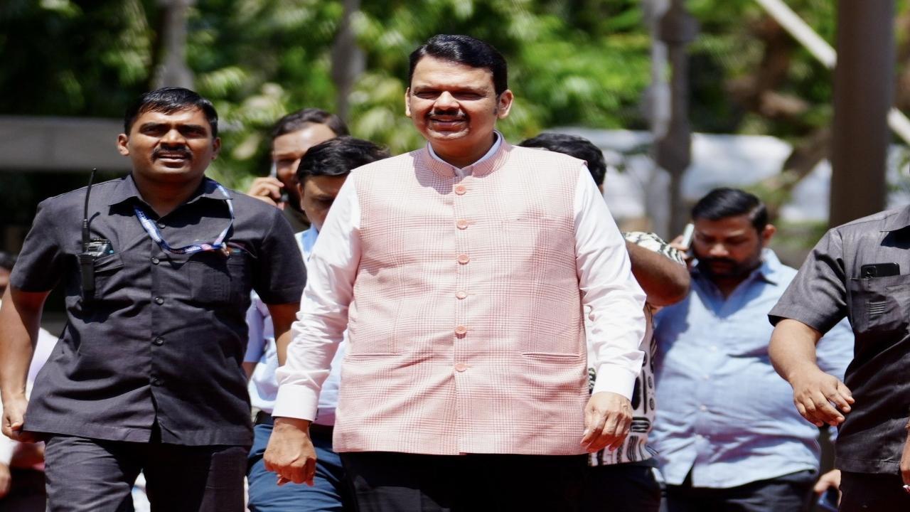 Mumbai LIVE: CM Fadnavis to reach Nagpur in first visit after violence